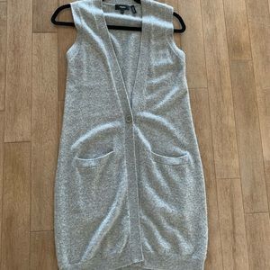 Theory cashmere sleeveless grey sweater size P
